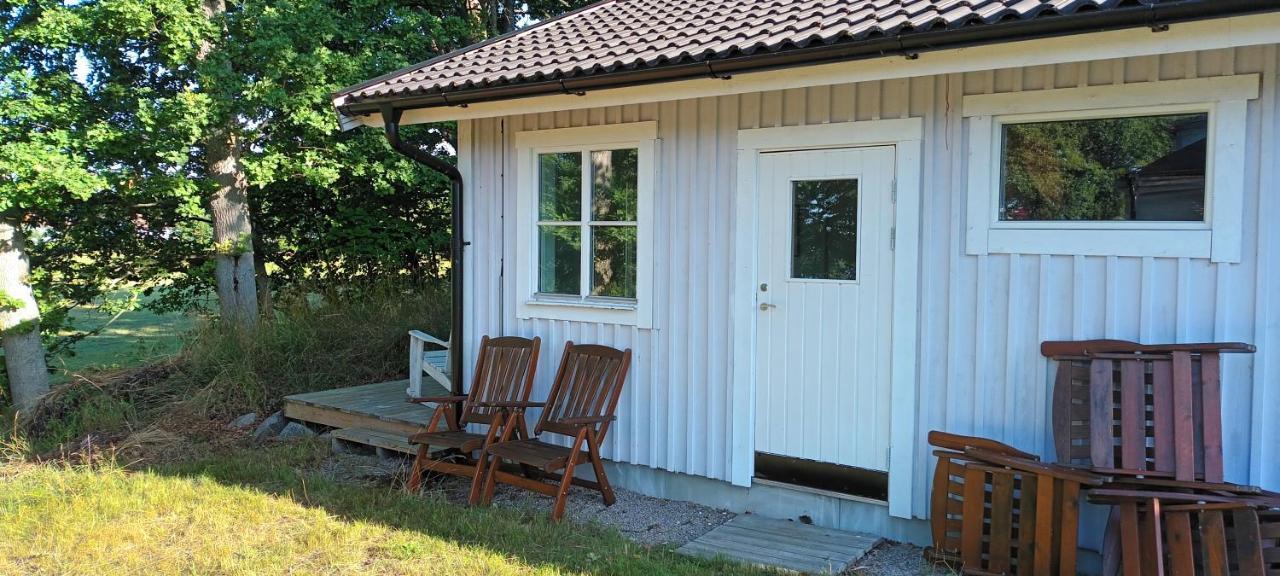 Saxemara Med Minikoek Och Badrum Ronneby község Kültér fotó
